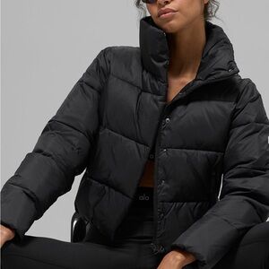 ALO Yoga Black Gold Rush Puffer Jacket S
